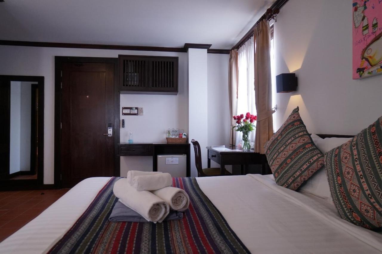 Baan Huenphen Boutique Hotel Chiang Mai Phòng bức ảnh