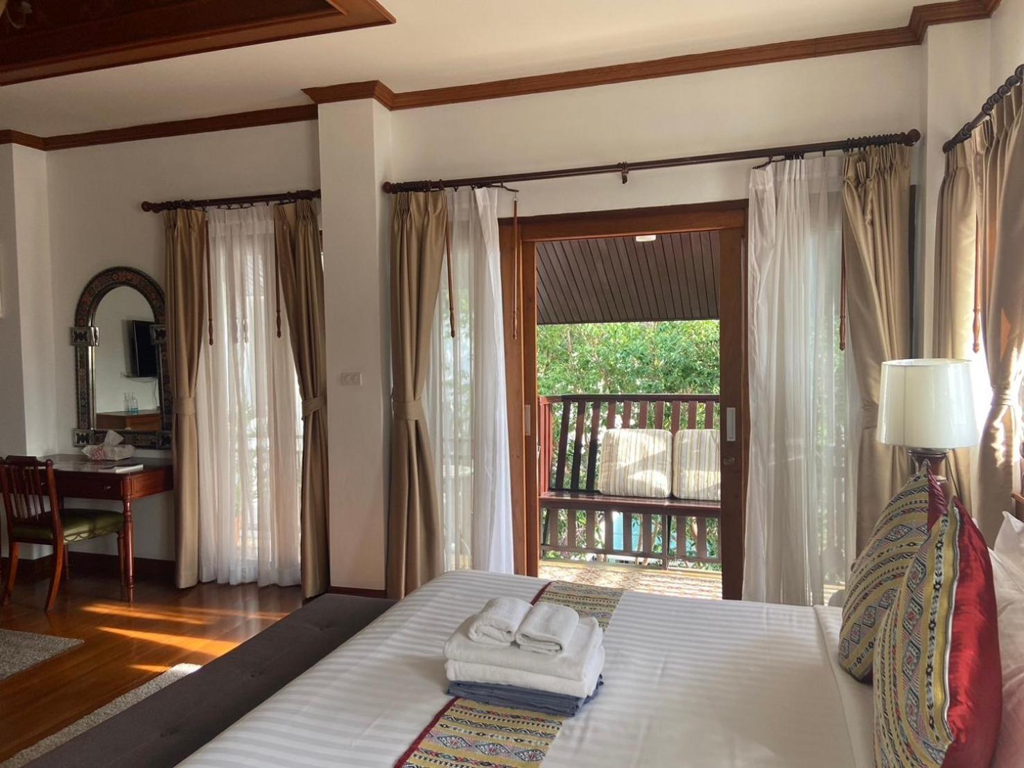 Baan Huenphen Boutique Hotel Chiang Mai Phòng bức ảnh