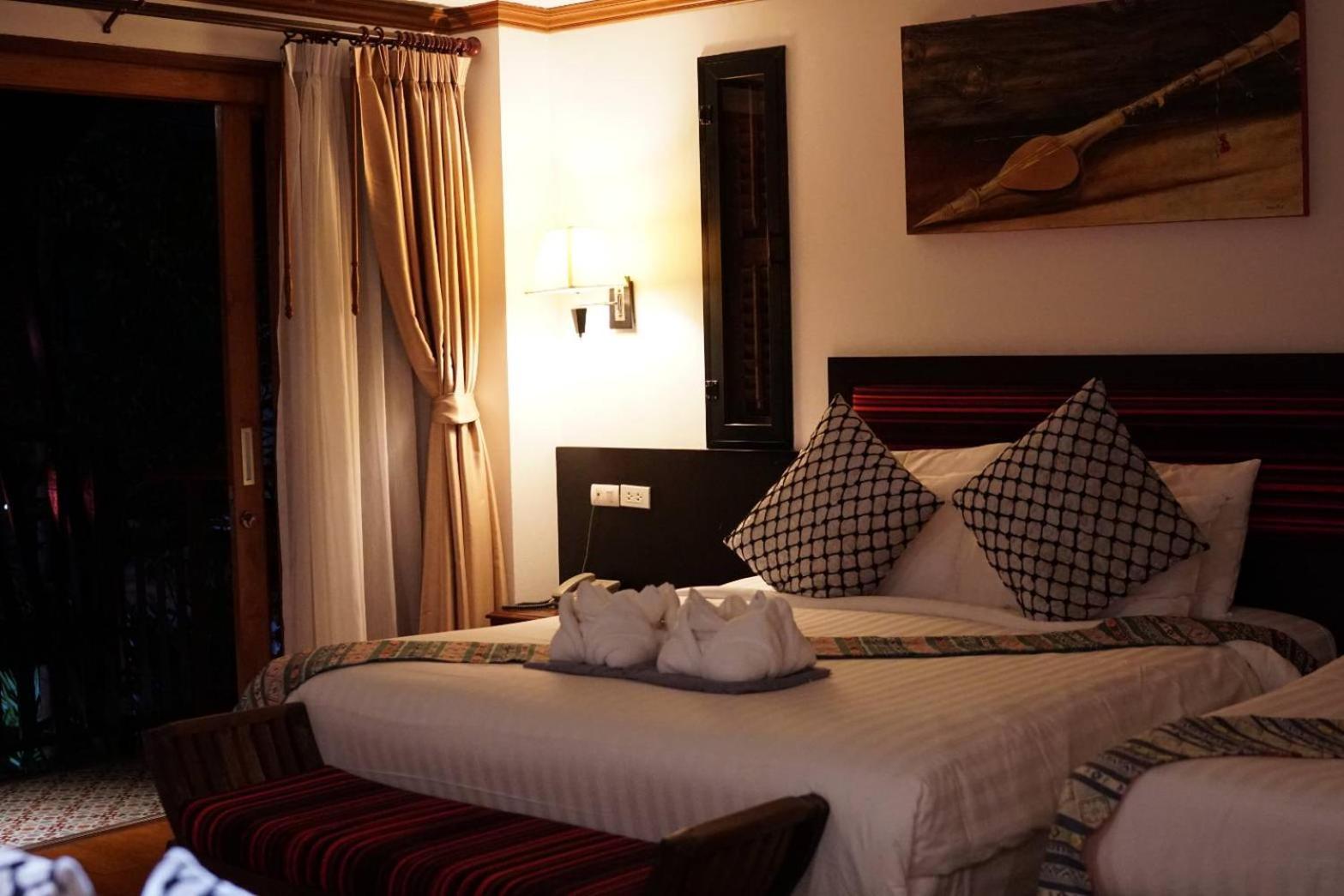 Baan Huenphen Boutique Hotel Chiang Mai Phòng bức ảnh