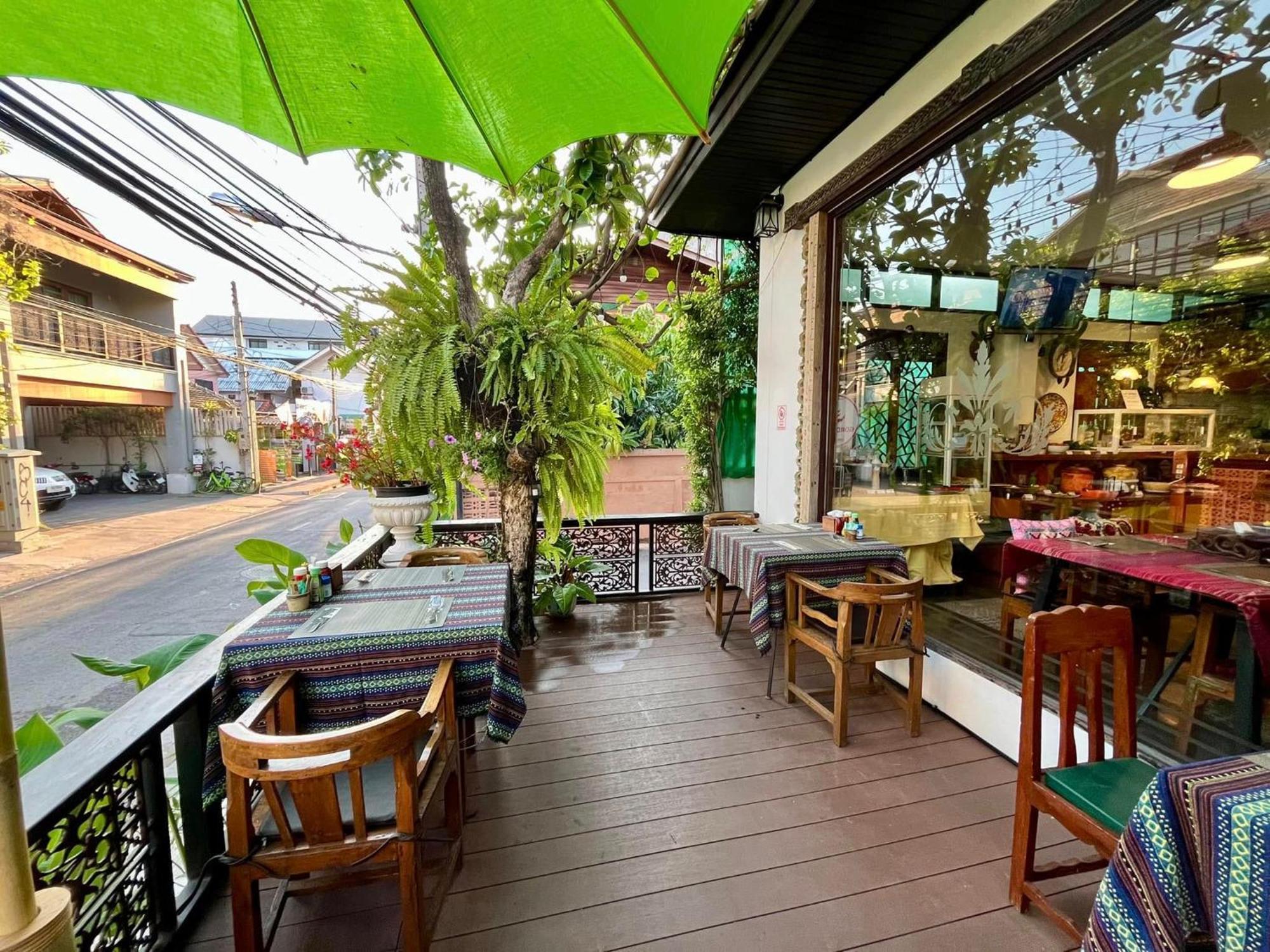 Baan Huenphen Boutique Hotel Chiang Mai Ngoại thất bức ảnh