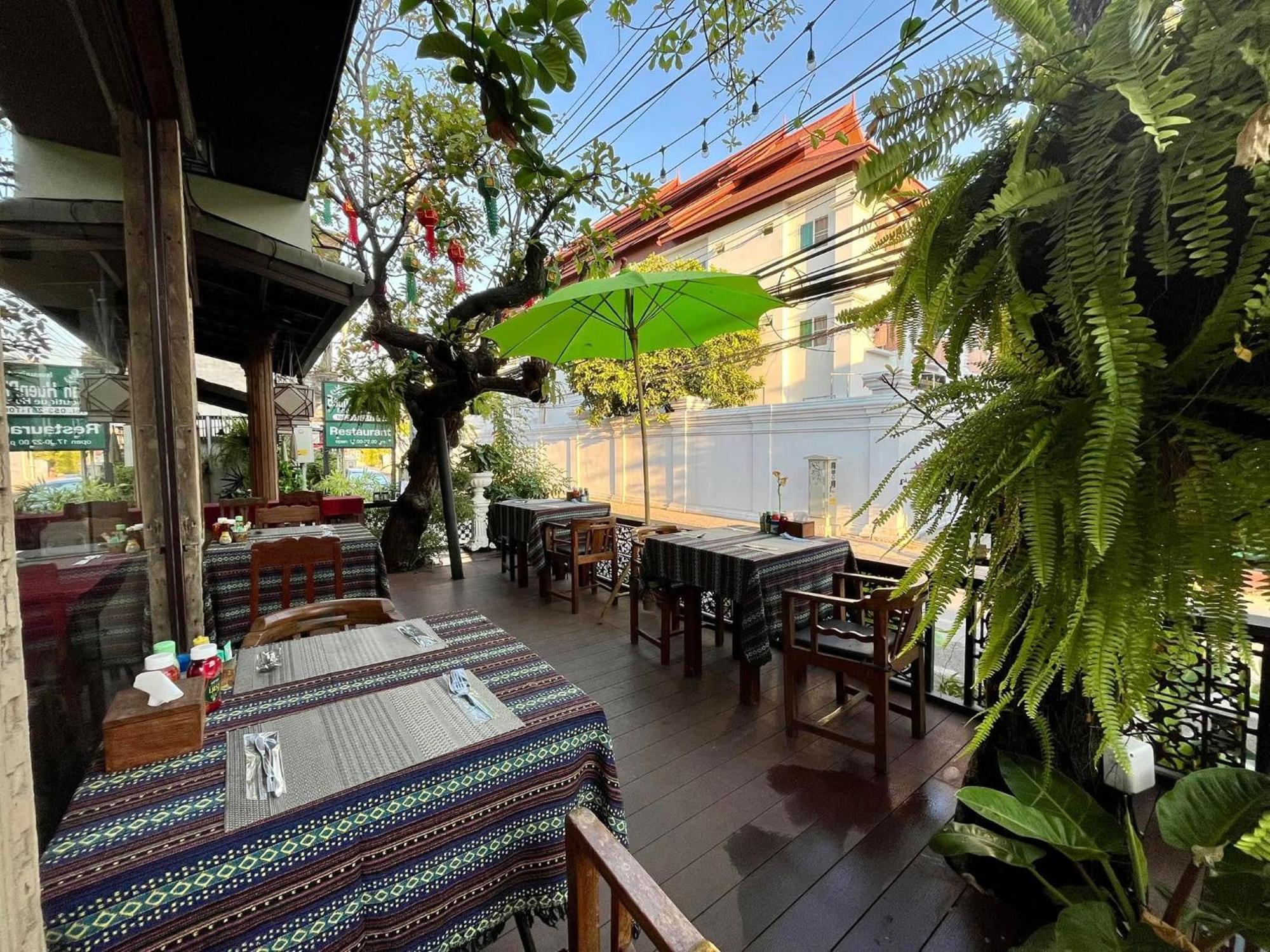 Baan Huenphen Boutique Hotel Chiang Mai Ngoại thất bức ảnh