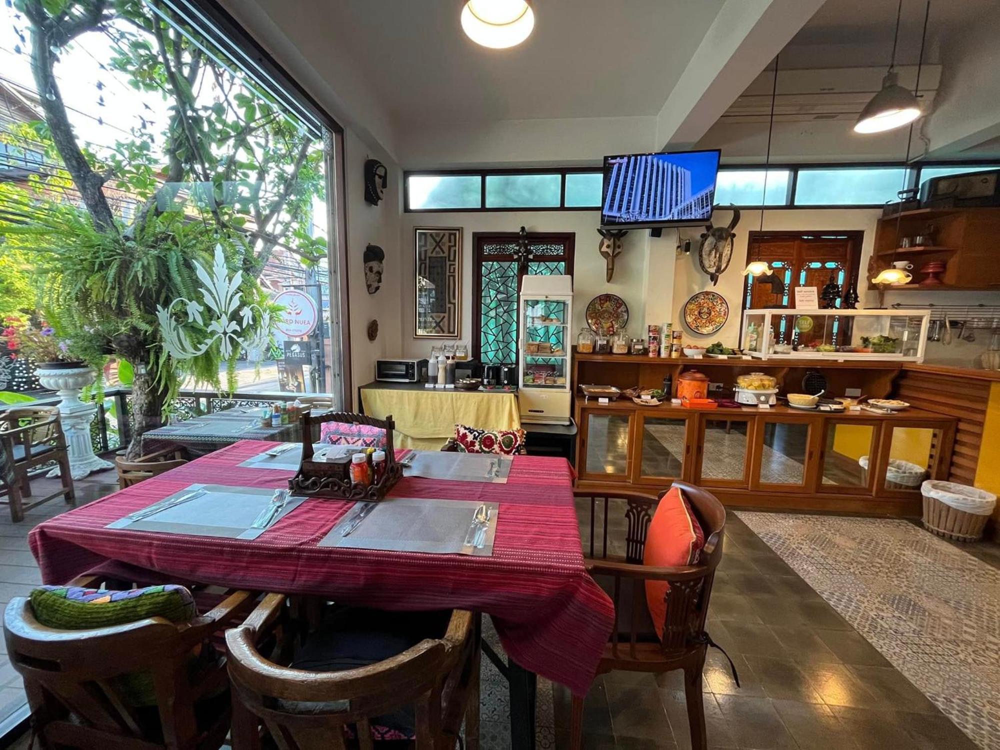 Baan Huenphen Boutique Hotel Chiang Mai Ngoại thất bức ảnh