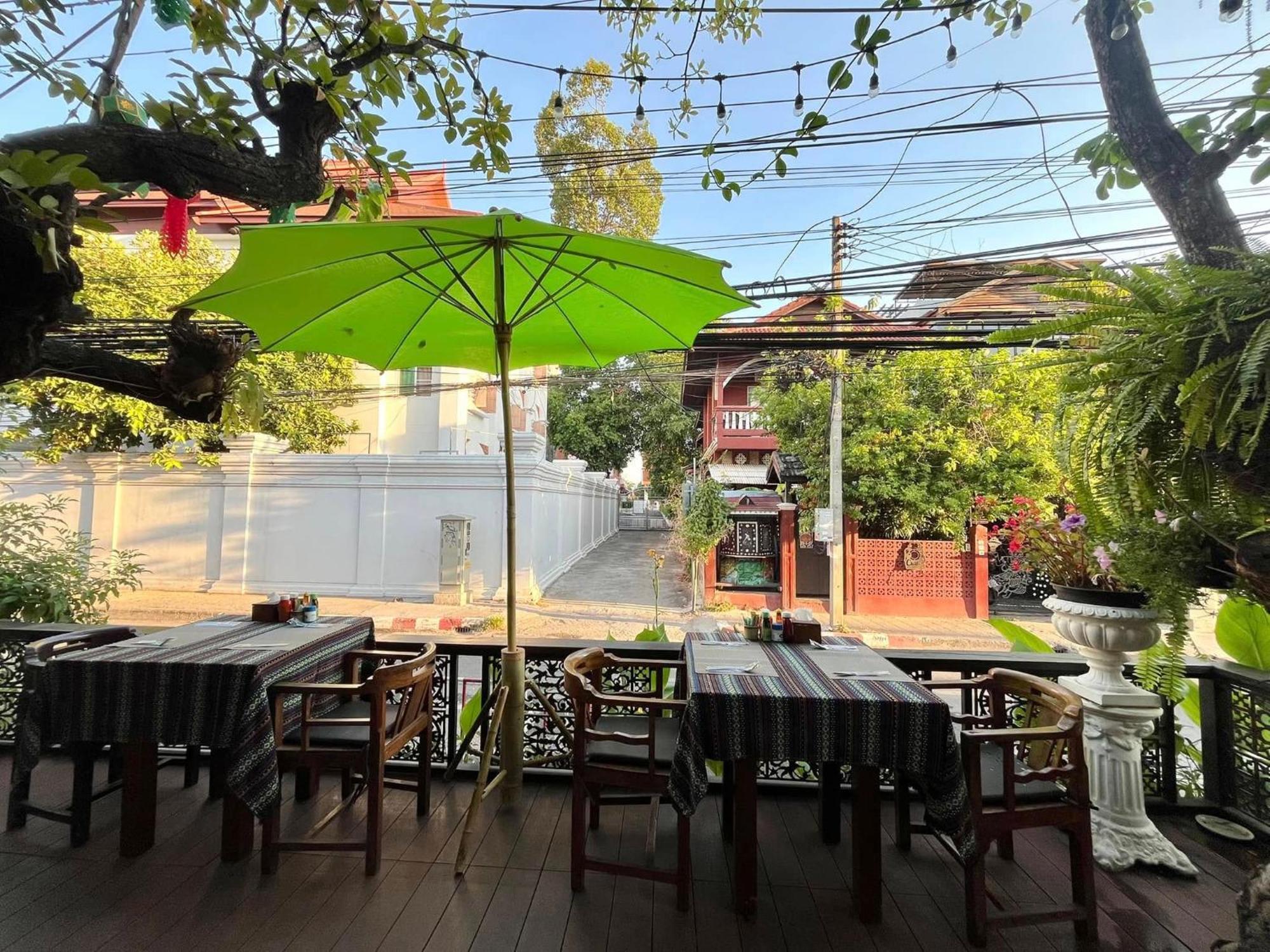 Baan Huenphen Boutique Hotel Chiang Mai Ngoại thất bức ảnh