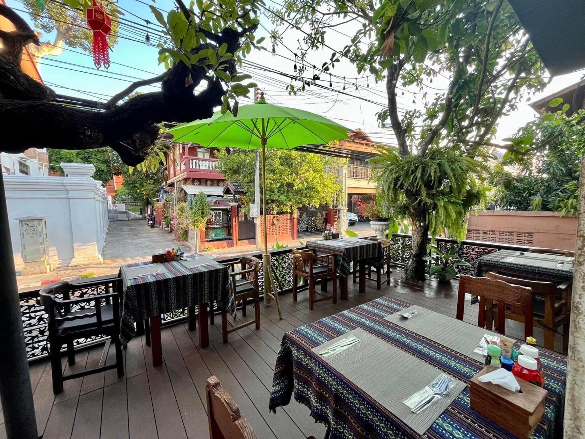 Baan Huenphen Boutique Hotel Chiang Mai Ngoại thất bức ảnh